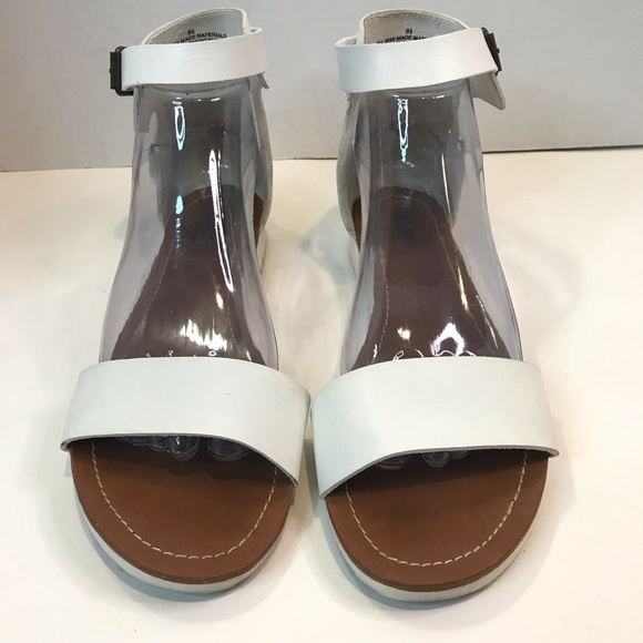 Mossimo Sandal - Picture 2 of 12